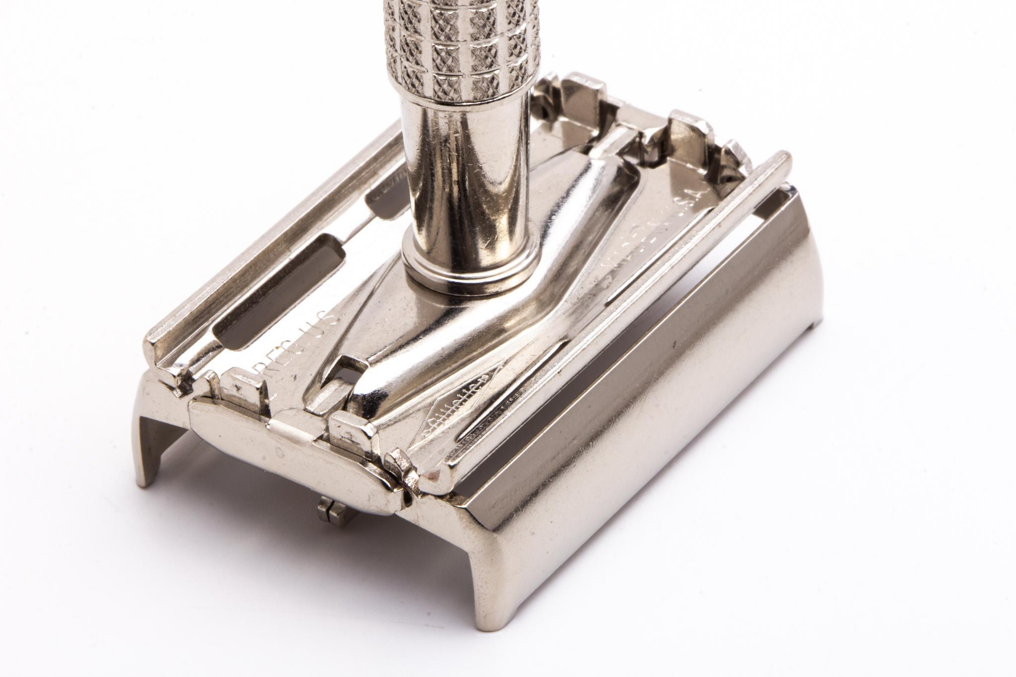 1966 L1 Gillette Flare Tip Super Speed Safety Razor | Original