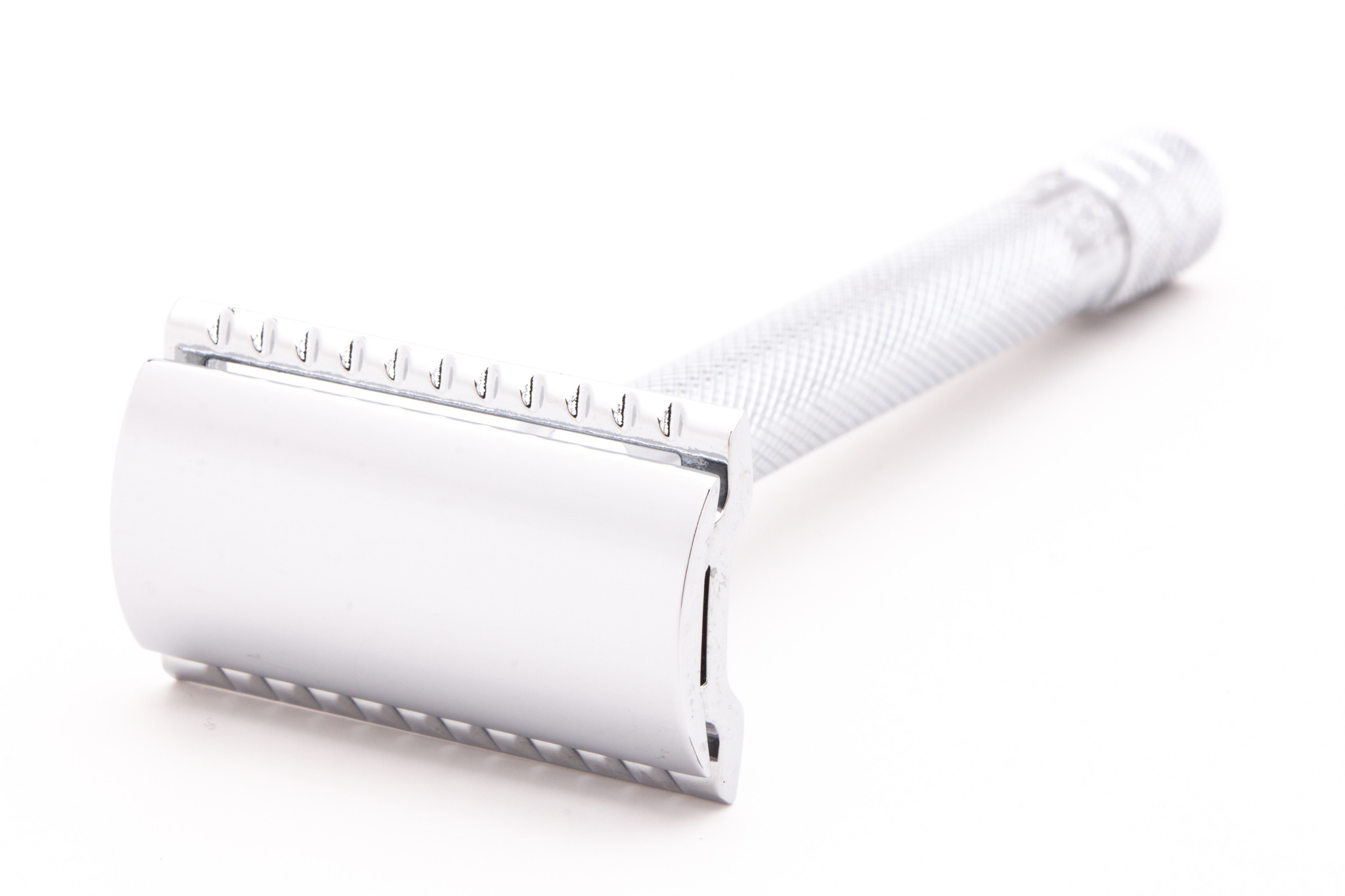 Merkur | 23C Long-Hand Closed Comb DE Razor | Razor Emporium