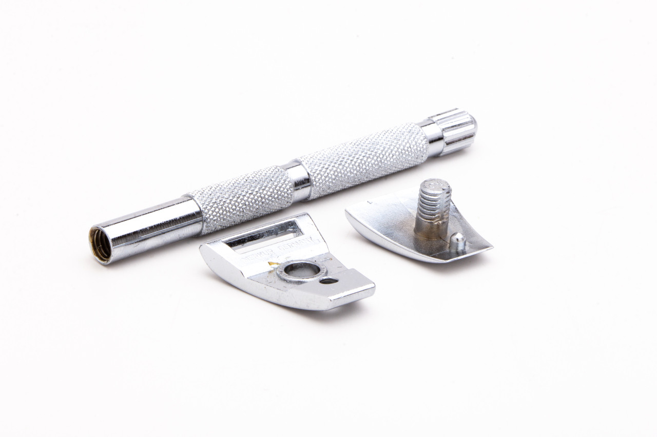 Merkur 907 Detail | Moustache Mustache | Razor Emporium - Razor