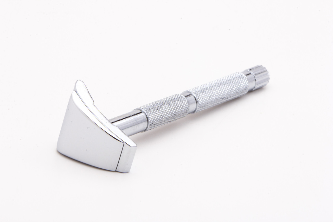 Merkur 907 Detail | Moustache Mustache | Razor Emporium - Razor