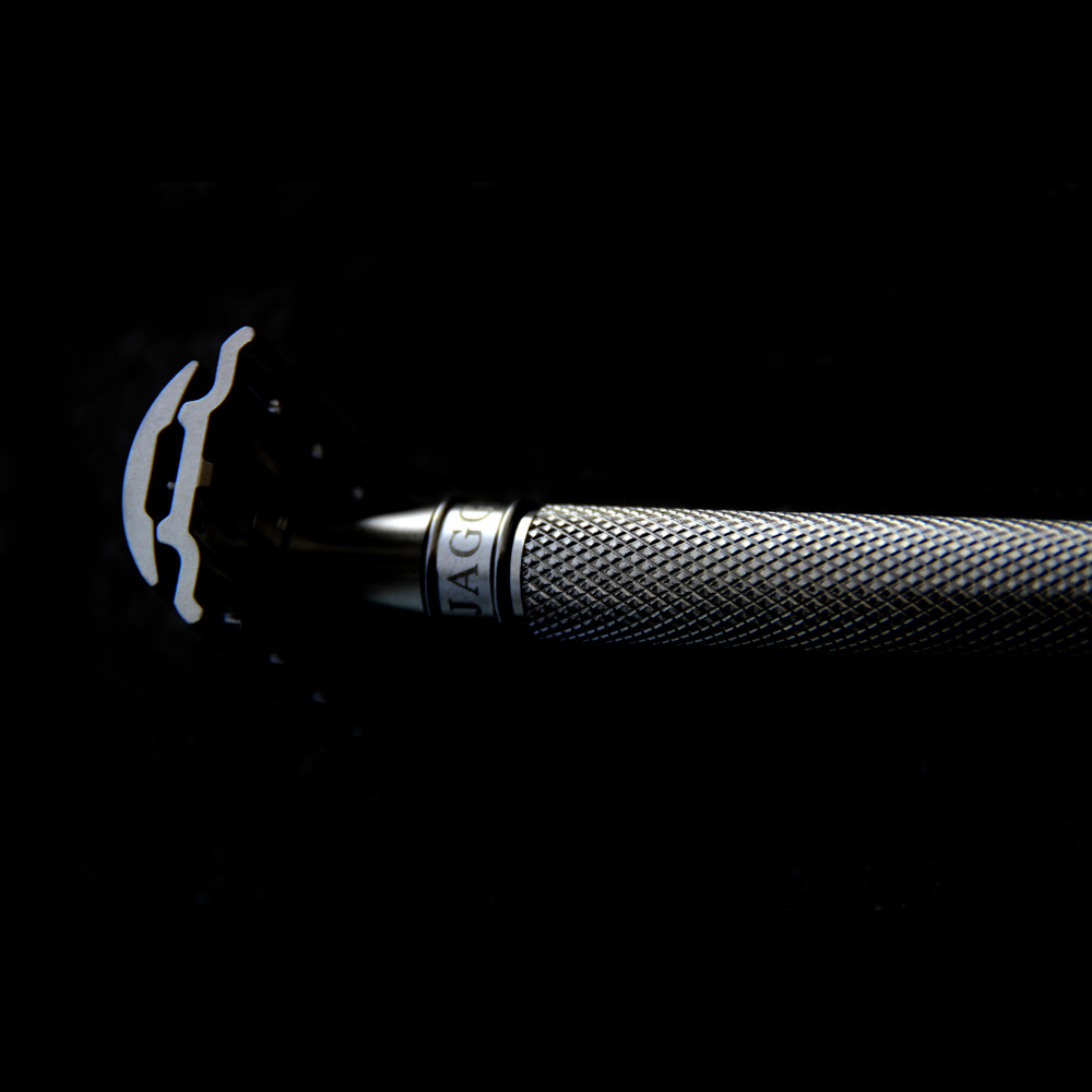 Edwin Jagger | 3ONE6 Stainless Steel Safety Razor - Knurled Handle