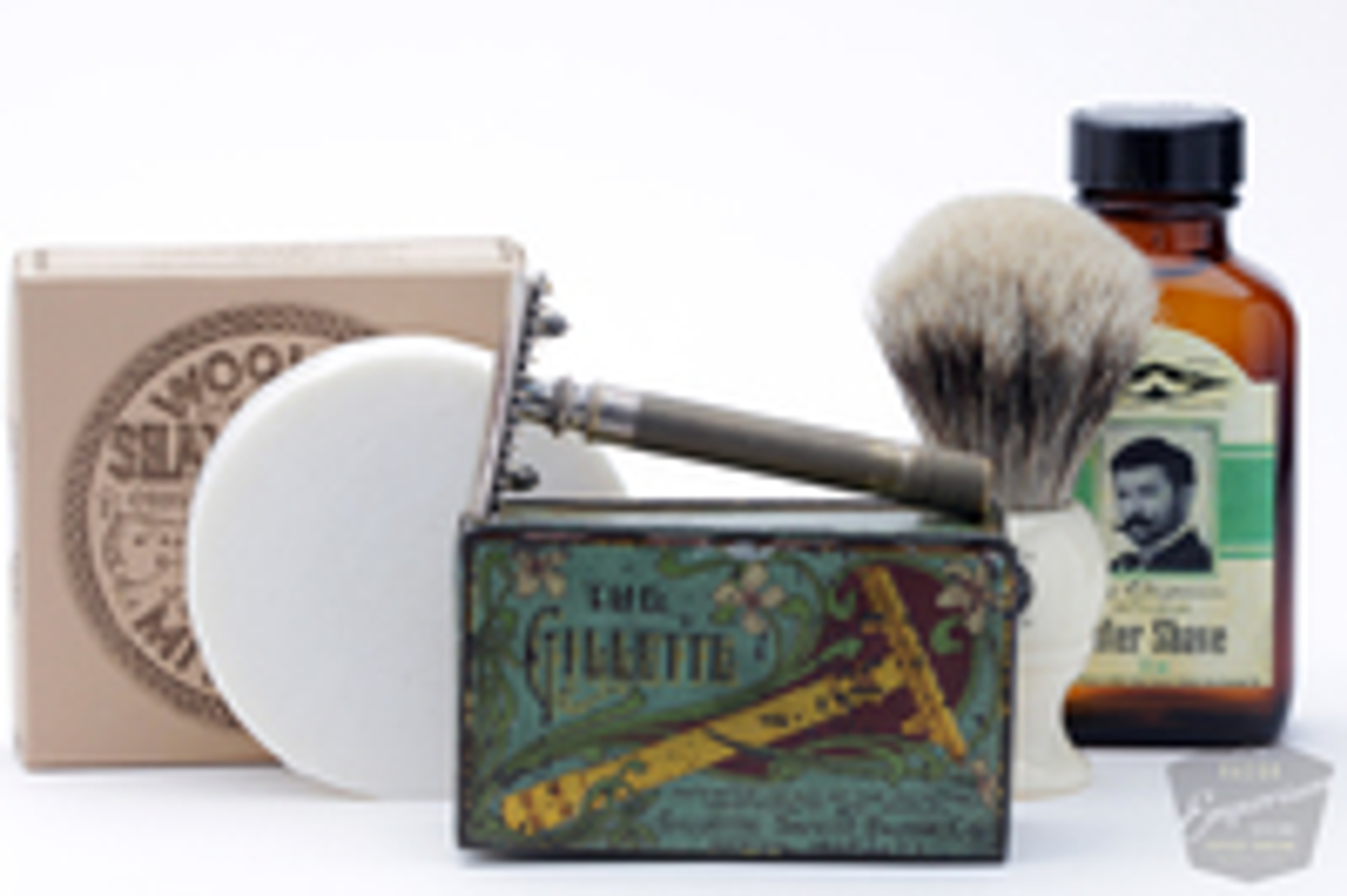A Shave in History - 1903 Double Ring / Mitchell's Wool Fat / King R. Emporium / WSP Monarch