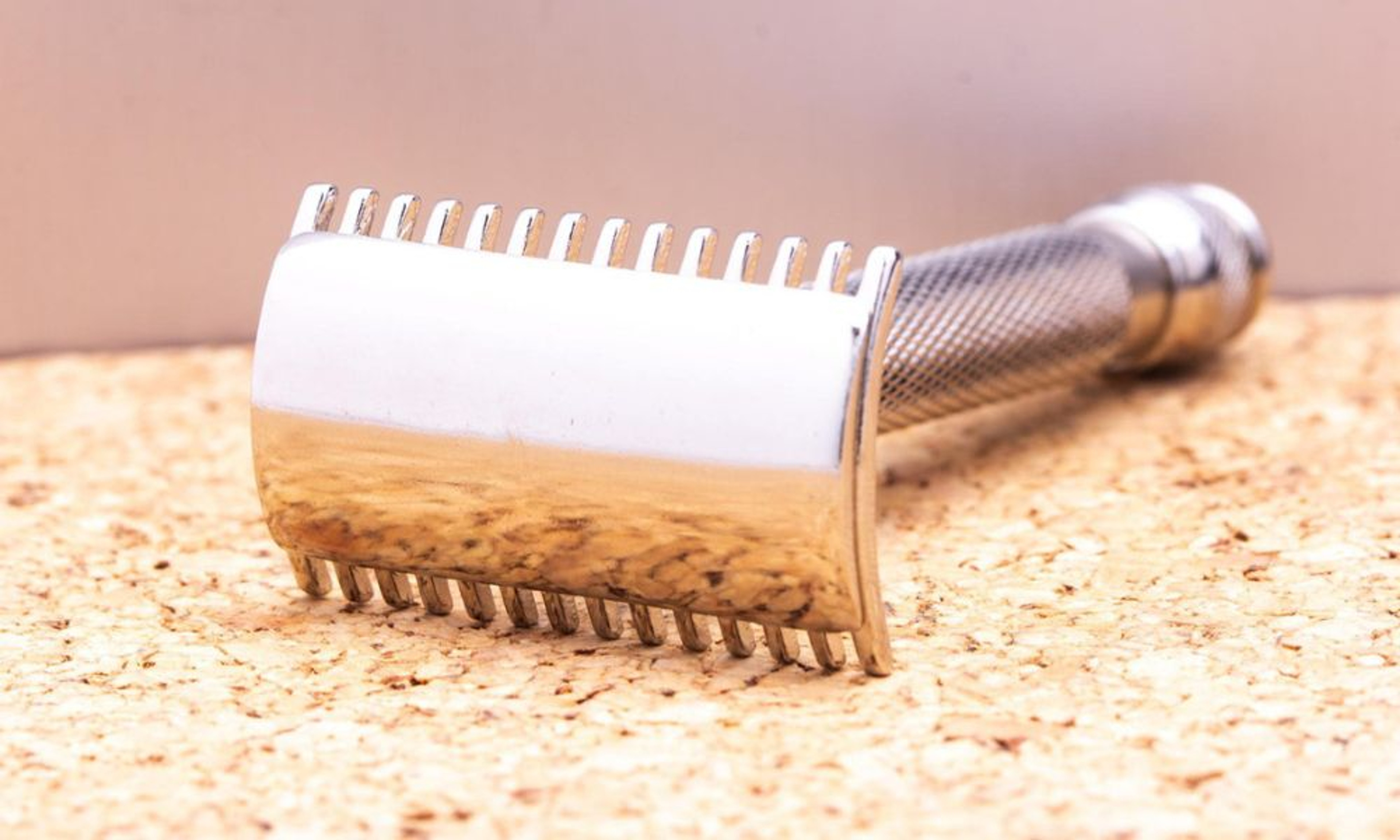 How To Clean Your Vintage Gillette Safety Razor