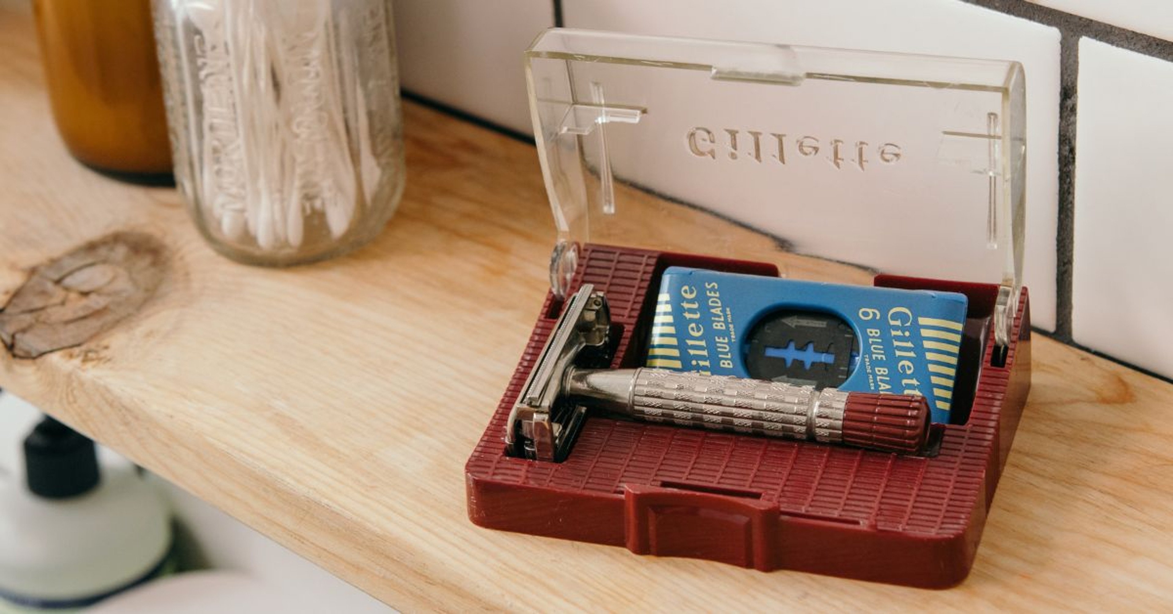 Essentials and Must-Haves When Creating a Shave Den