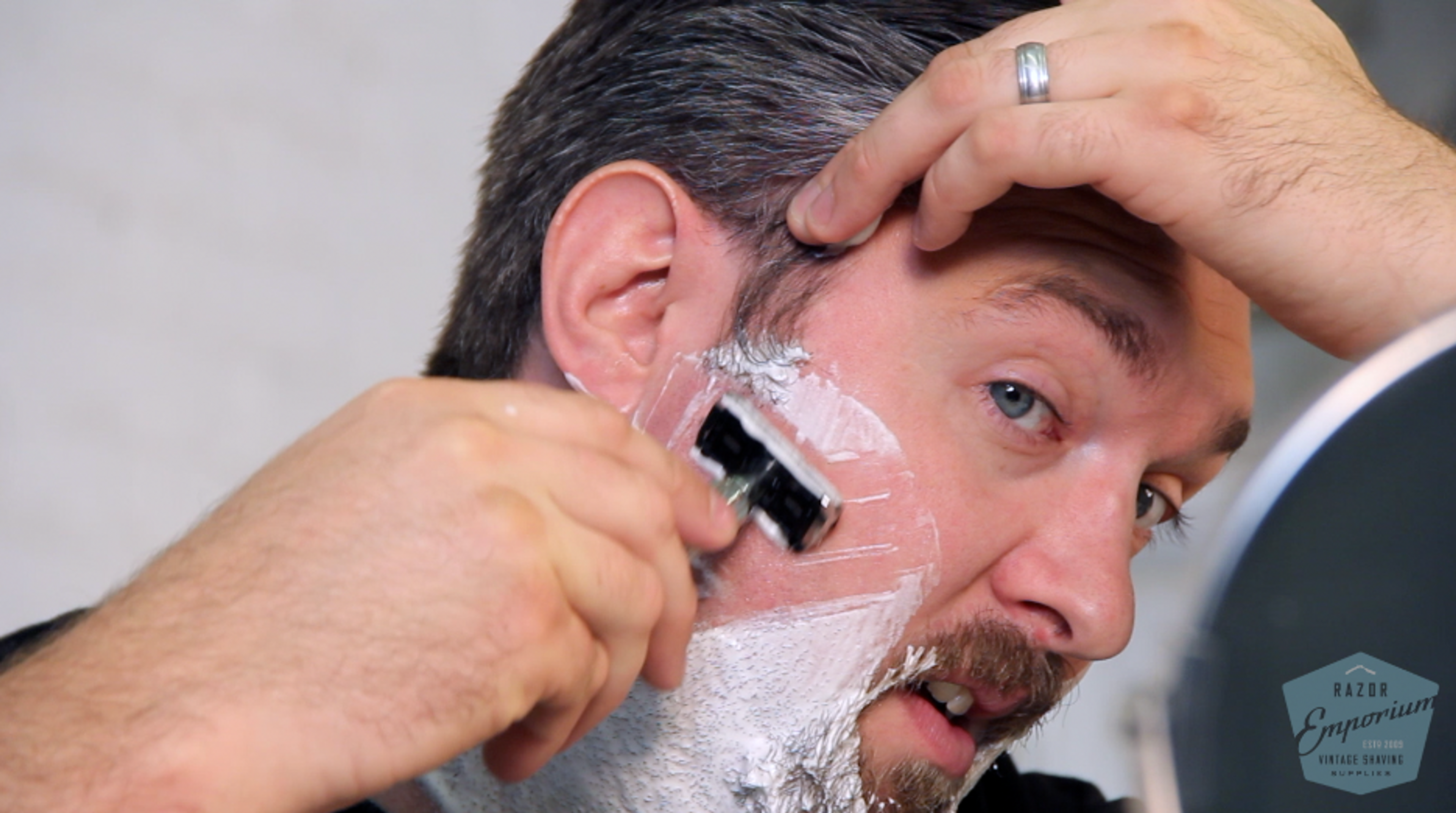 Wet Shave Review Raw Shaving RS18 Safety Razor with Lubricating strips