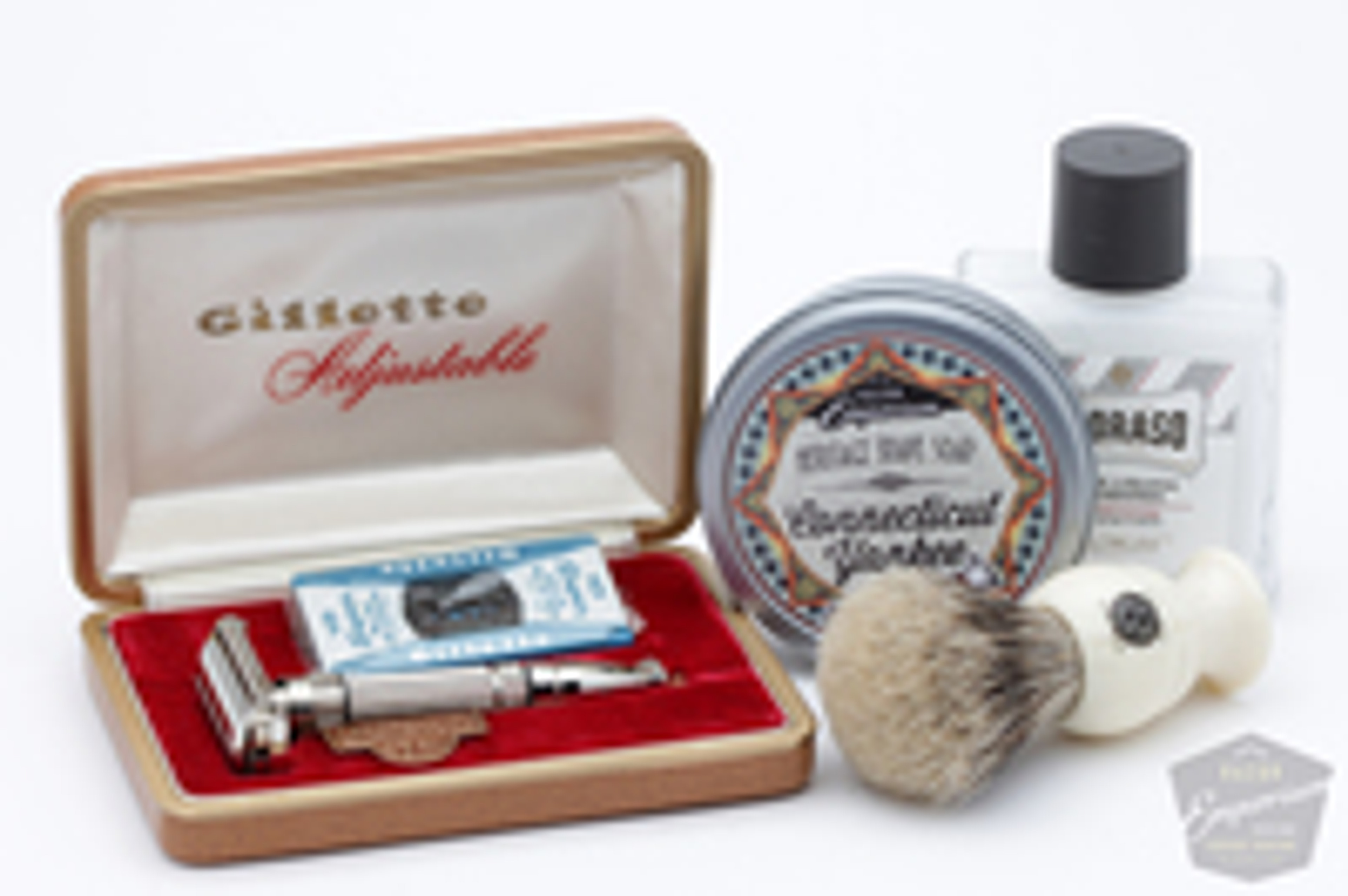 A Shave in History - 1958 Nickel Toggle / Connecticut Yankee / WSP Brush / Proraso Balm