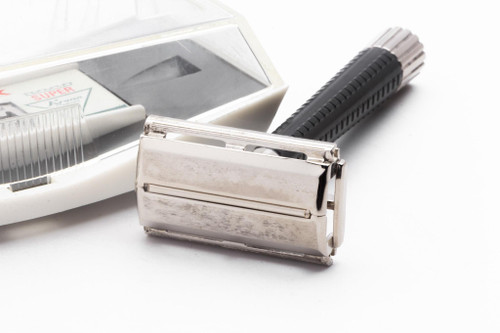 1960s Schick Krona TTO Double Edge Razor Set with Blades | Original Condition