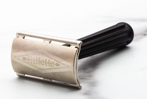 1951 W2 Gillette Tech Three Piece Double Edge Safety Razor with Black Bakelite Handle | Original Condition