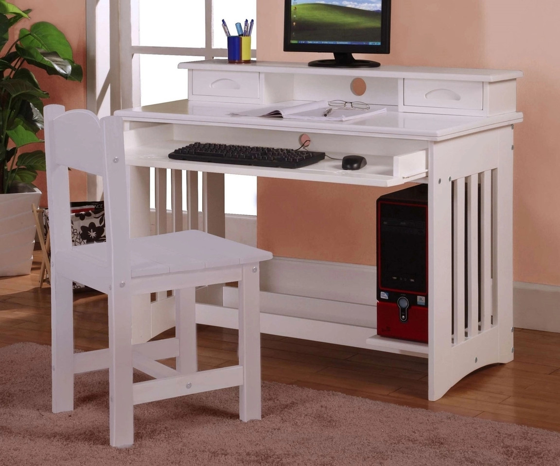 Shop Discovery World Furniture Desks Today And Save! Shop Discovery World Furniture Desks Today And Save!