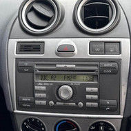 6000CD Radio