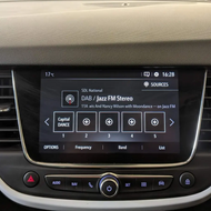 8" Navi 5.0 IntelliLink