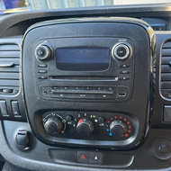 CD18 CD/BT/USB Radio