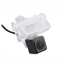 ATD TOYO17 Reversing Camera For Toyota Auris, Camry, Corolla 2012 Onwards Tailgate Light