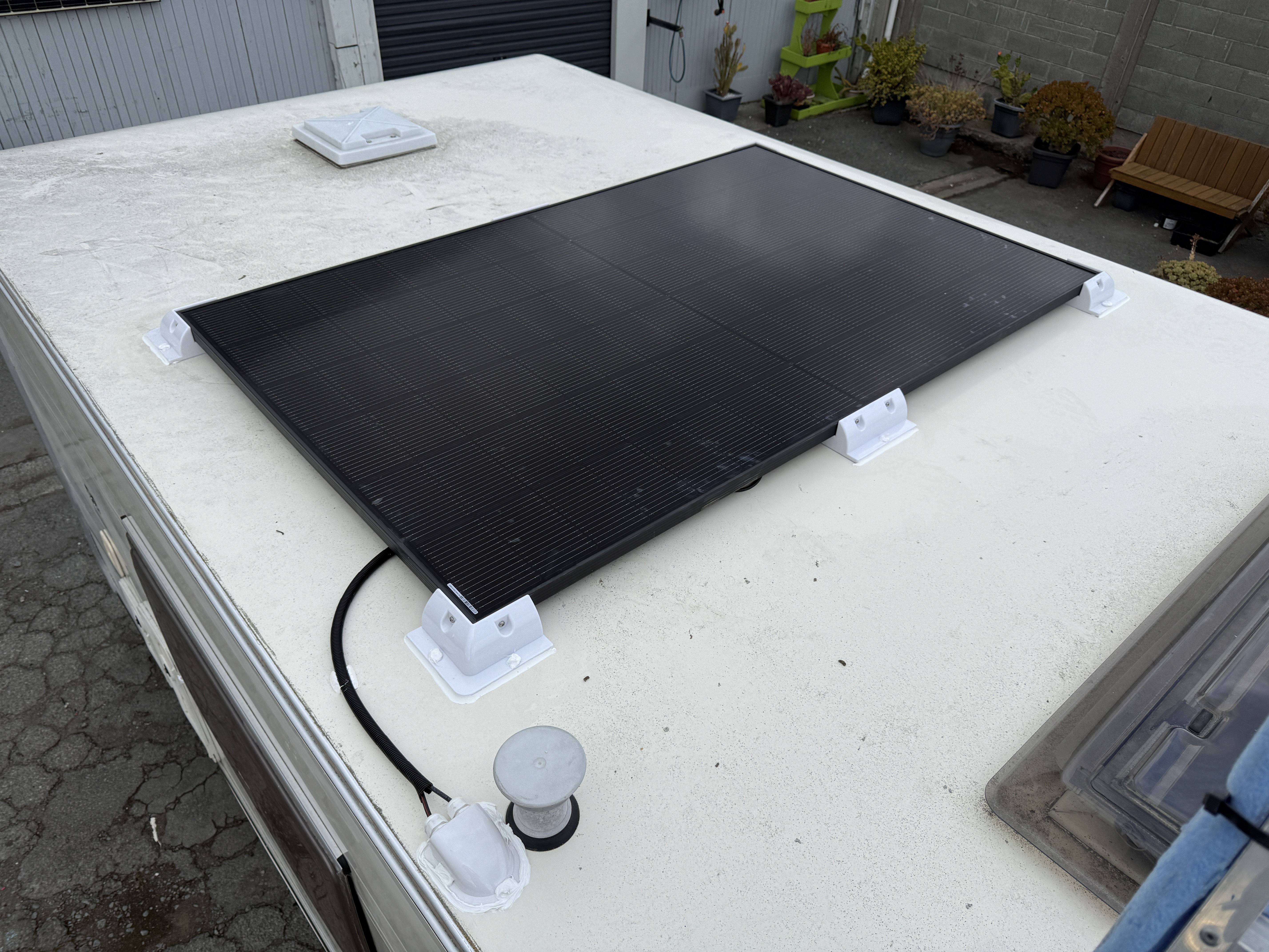 Solar panels on motorhome roof