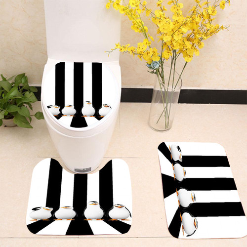 Penguins of Madagascar Toilet cover set up