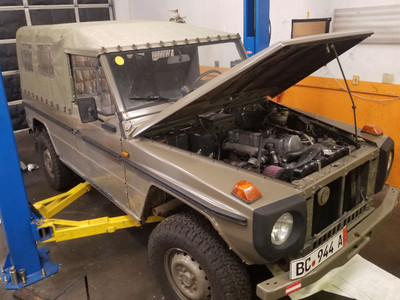 G-Wagen Engine & Transmission Swap