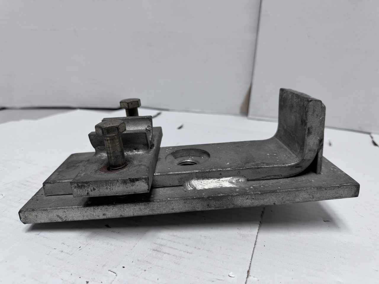 Used Chief Spring Shackle Assembly - D