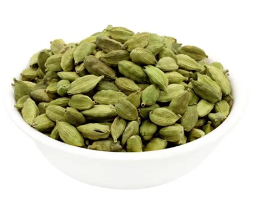 Loose Small Elaichi (Gujarati/Cardamom)  10 gm