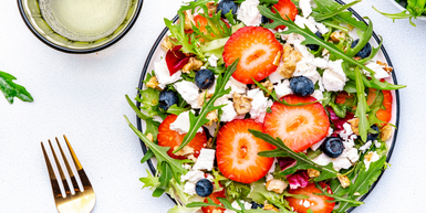 SUMMER GRILLED CHICKEN AND STRAWBERRY SALAD