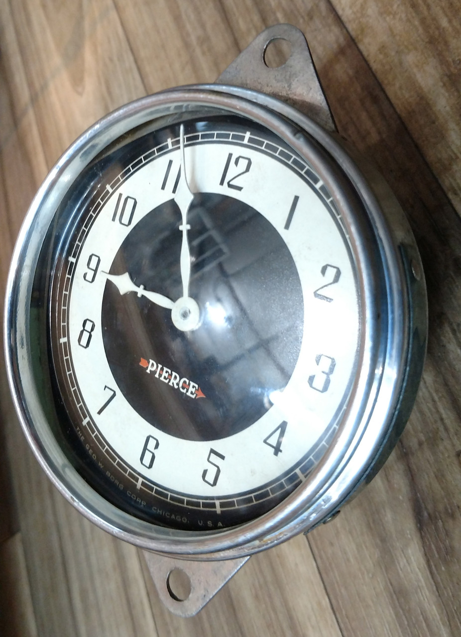 1933-1934 Pierce Arrow Clock