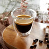 DeLonghi Eletta Explore: lleva tu experiencia cafetera a nuevas alturas con la DeLonghi Eletta Explore, una máquina de café automática diseñada para los amantes del café que buscan calidad y versatilidad. Con su elegante diseño y tecnología avanzada, esta máquina te permite preparar una amplia variedad de bebidas, desde espresso intenso hasta cremosos lattes y capuchinos. Su sistema de espuma de leche garantiza una textura perfecta en cada bebida, mientras que la interfaz intuitiva hace que personalizar tus recetas sea fácil y rápido. Disfruta de café fresco y de alta calidad en la comodidad de tu hogar con la DeLonghi Eletta Explore, donde cada taza es una obra maestra. ¡Explora el mundo del café como nunca antes!