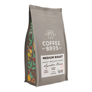 Medium Roast Coffee: un café versátil que ofrece el equilibrio perfecto entre sabor y suavidad. Este tueste medio resalta las características naturales de los granos, proporcionando una experiencia de cata rica y compleja. Con notas de caramelo y nuez, junto a una acidez bien balanceada, es ideal para quienes buscan un café que no sea ni demasiado fuerte ni demasiado suave. Perfecto para disfrutar a cualquier hora del día, ya sea solo o con leche, este café es una excelente opción para todos los paladares. ¡Descubre el placer de un café bien equilibrado en cada taza!