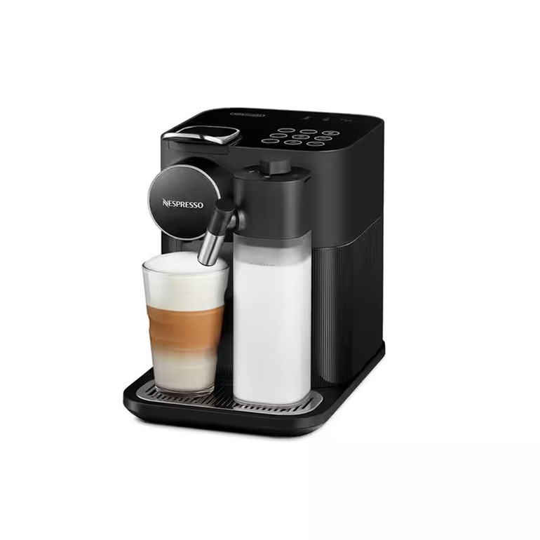 DeLonghi Eletta Explore: lleva tu experiencia cafetera a nuevas alturas con la DeLonghi Eletta Explore, una máquina de café automática diseñada para los amantes del café que buscan calidad y versatilidad. Con su elegante diseño y tecnología avanzada, esta máquina te permite preparar una amplia variedad de bebidas, desde espresso intenso hasta cremosos lattes y capuchinos. Su sistema de espuma de leche garantiza una textura perfecta en cada bebida, mientras que la interfaz intuitiva hace que personalizar tus recetas sea fácil y rápido. Disfruta de café fresco y de alta calidad en la comodidad de tu hogar con la DeLonghi Eletta Explore, donde cada taza es una obra maestra. ¡Explora el mundo del café como nunca antes!