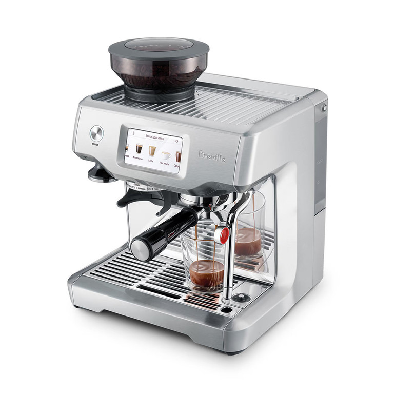 Rendimiento profesional con pantalla táctil fácil de usar, menú de bebidas preprogramado y espumado de la leche automático. Todo en un diseño compacto. El molinillo integrado muele la cantidad exacta de café en el momento. Con el sistema de calentamiento ThermoJet, que está listo en 3 segundos, el café pasará del grano a la taza más rápido que nunca.