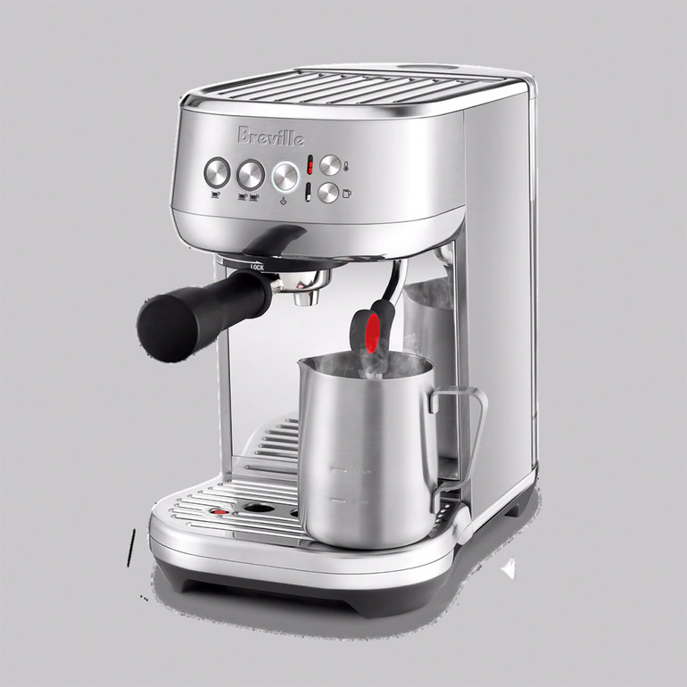 Bambino Plus puede preparar café de la tercera ola igual que las máquinas profesionales. Esto es posible gracias a la fórmula de las 4 claves. Prepara café de calidad profesional utilizando un portafiltro de acero inoxidable de 54 mm y una dosis de 18 gramos para extraer todo el sabor del café, y con su potente vaporizador automático disfrutarás de microespuma perfecta para crear latte art. Gracias al sistema de calentamiento ThermoJet patentado, solo necesitarás 3 segundos para comenzar.