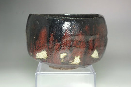 Attributed to Raku 9th Ryonyu (1756-1834) Kuro-raku teabowl #5437