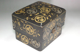 Antique Japanese Makie and Raden Lacquer Storage Box #5476