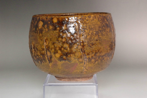 sale: Deguchi Onisaburo (1871-1948) Vintage Koetsu style pottery teabowl