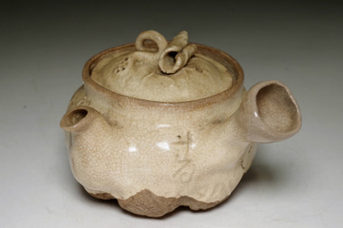 Otagaki Rengetsu (1791-1875) Antique poem carved pottery teapot