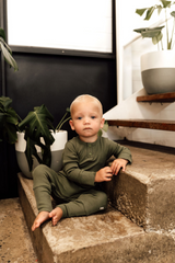 SNUGGLE HUNNY KIDS - OLIVE GROWSUIT