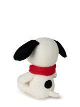 SNOOPY SITTING WITH SCARF - 17 CM