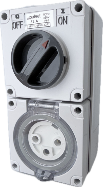 3 Pin Round Combo - 32Amp