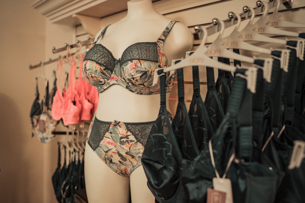 BN Lace swimsuit, Women's Fashion, Swimwear, Bikinis & Swimsuits on  Carousell