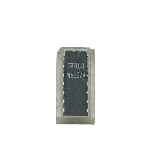 N8292A / 8292A Bus Controller IC
