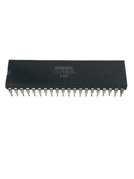 ICL7109CPL Analog-to-Digital Converter (ADC) IC