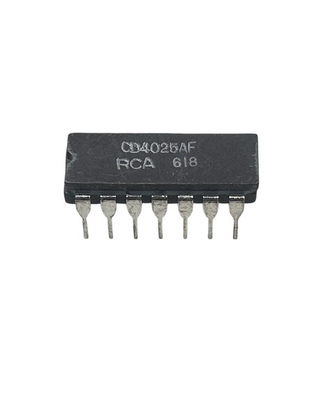CD4025AF Triple 3-Input NOR Gate IC