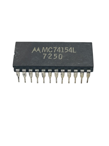 MC74154L 4-to-16 Line Decoder / Demultiplexer IC