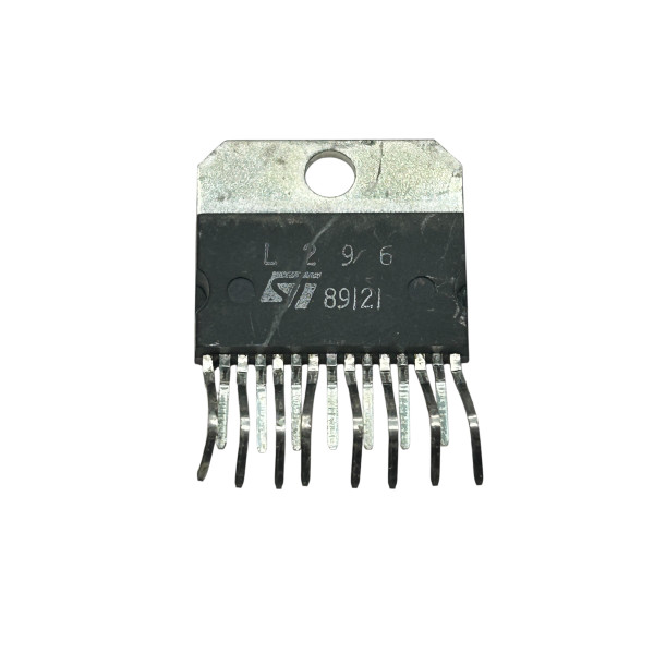 L296 Step-Down Voltage Regulator IC