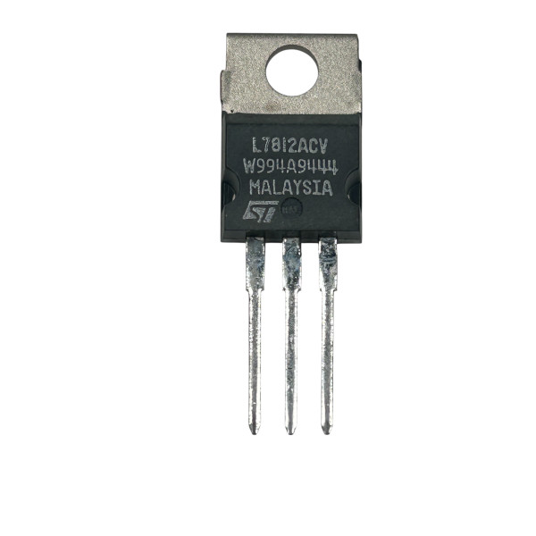 L7812ACV 12V Linear Voltage Regulator