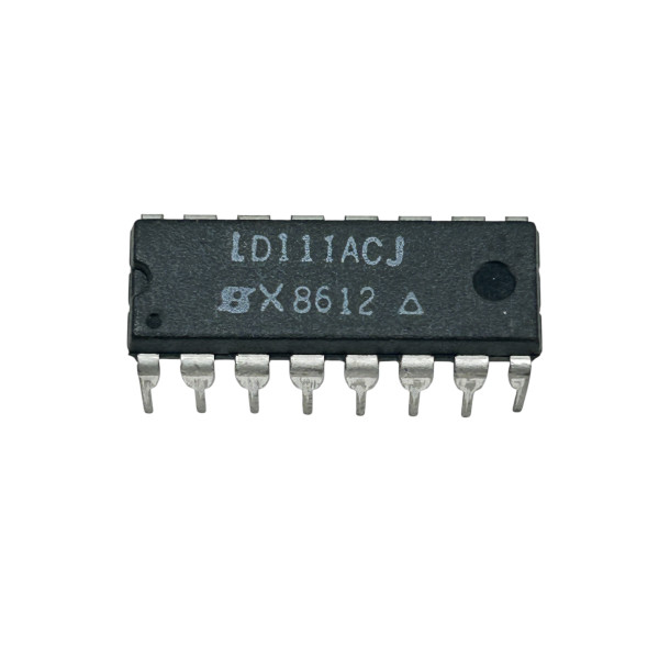 LD111ACJ Voltage Regulator IC