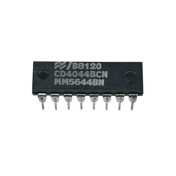 CD4044BCN Quad SR Latch IC
