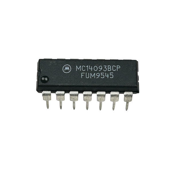 Motorola MC14093BCP Quad 2-Input NAND Schmitt Trigger IC