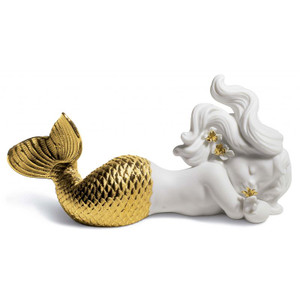   Share this article Day Dreaming at Sea Mermaid Figurine. Golden Lustre  01008560
