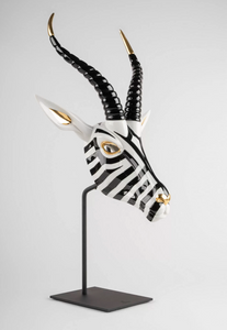 Antelope mask. Black and gold  01009541