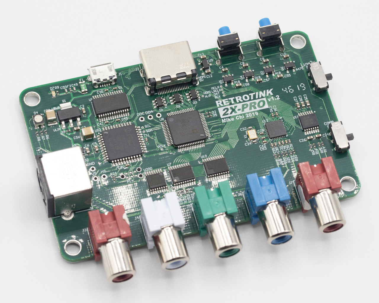 RetroTink 2X Pro Component, Svideo, Composite, to Digital Video