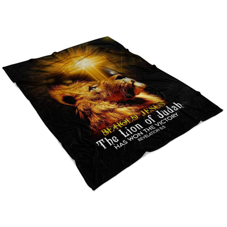 FUNSTUFFPRINT Behold Jesus The Lion Of Judah Fleece Blanket - Christian Blanket - Bible Verse Blanket